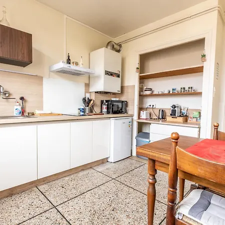 Cosy T1 Lavoisier Equipee Avec Balcon Cl-fd *