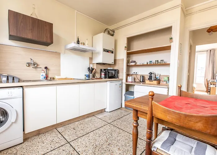 Cosy T1 Lavoisier Equipee Avec Balcon Cl-fd *