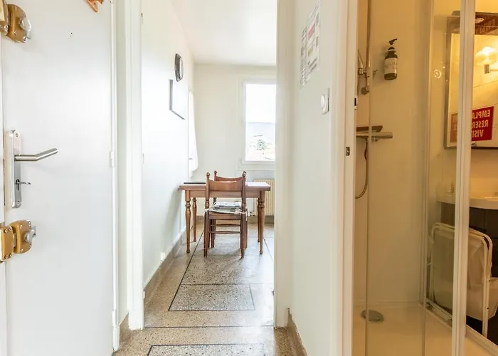 Cosy T1 Lavoisier Equipee Avec Balcon Cl-fd